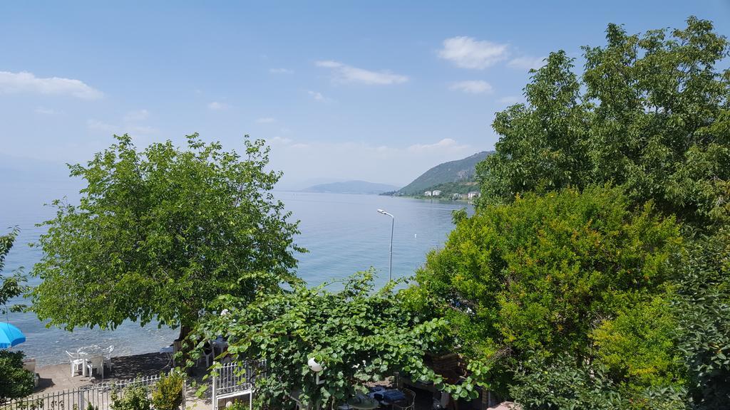 Apartments Villa Boris オフリド エクステリア 写真