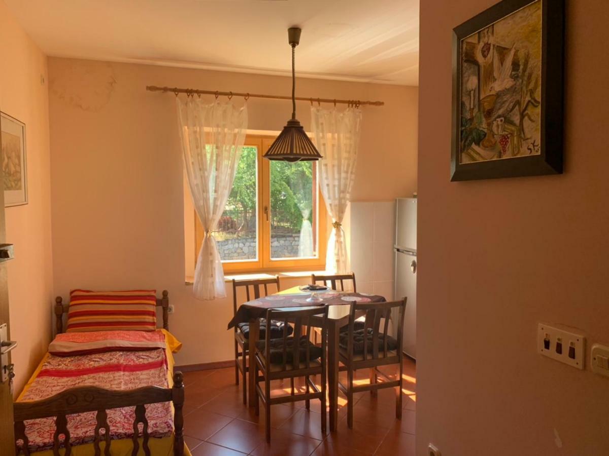 Apartments Villa Boris オフリド エクステリア 写真